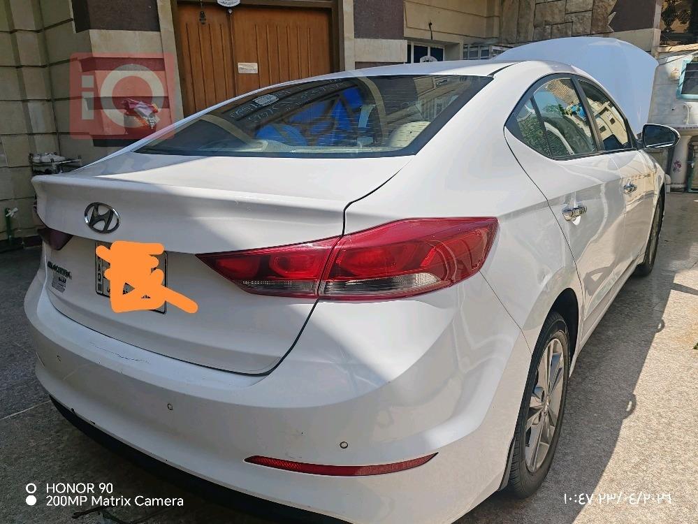 هيونداي النترا